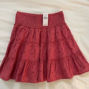 American Eagle pink tiered eyelet skirt